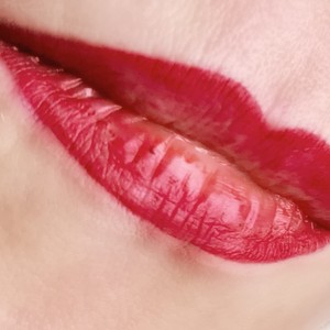 lip color tatoo